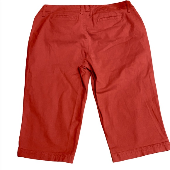 St. John’s Bay Dark Salmon Colored Capris - Picture 3 of 8